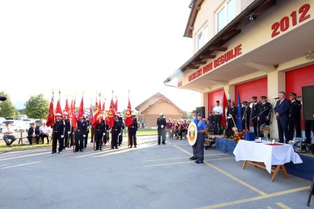 100 letnica PGD Begunje  gasilska parada 22 Foto Ljubo Vukelič